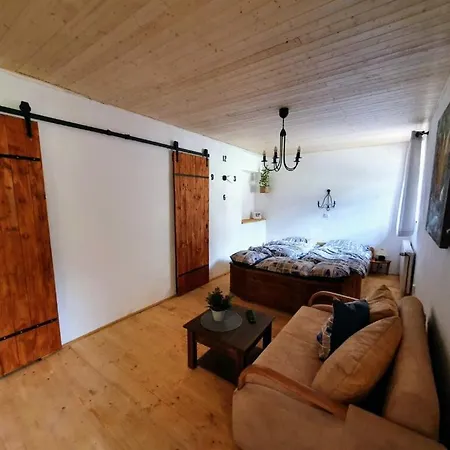 Apartmany Rejstejn Lägenhet